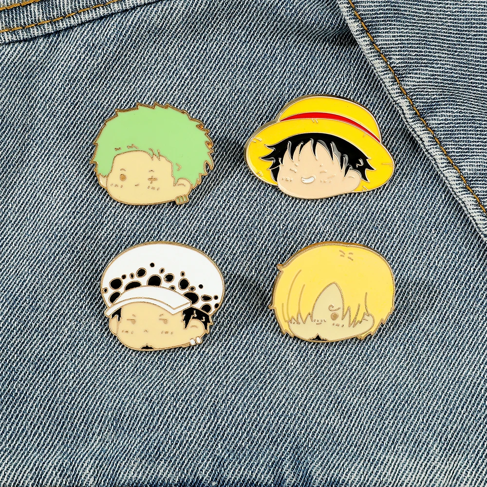 4 Pcs Anime Character Brooch S - Cosplay Prop Bag reseña y precio