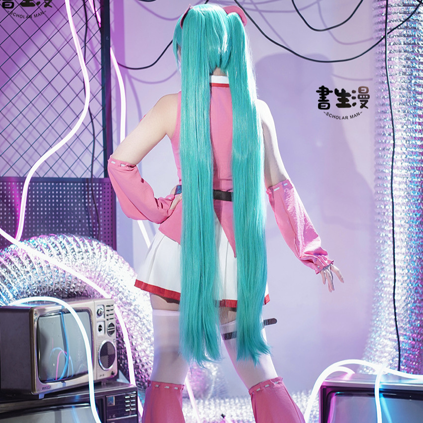 Anime MMiLku Gloomy Bear Cross - Cosplay Prop Making reseña y precio