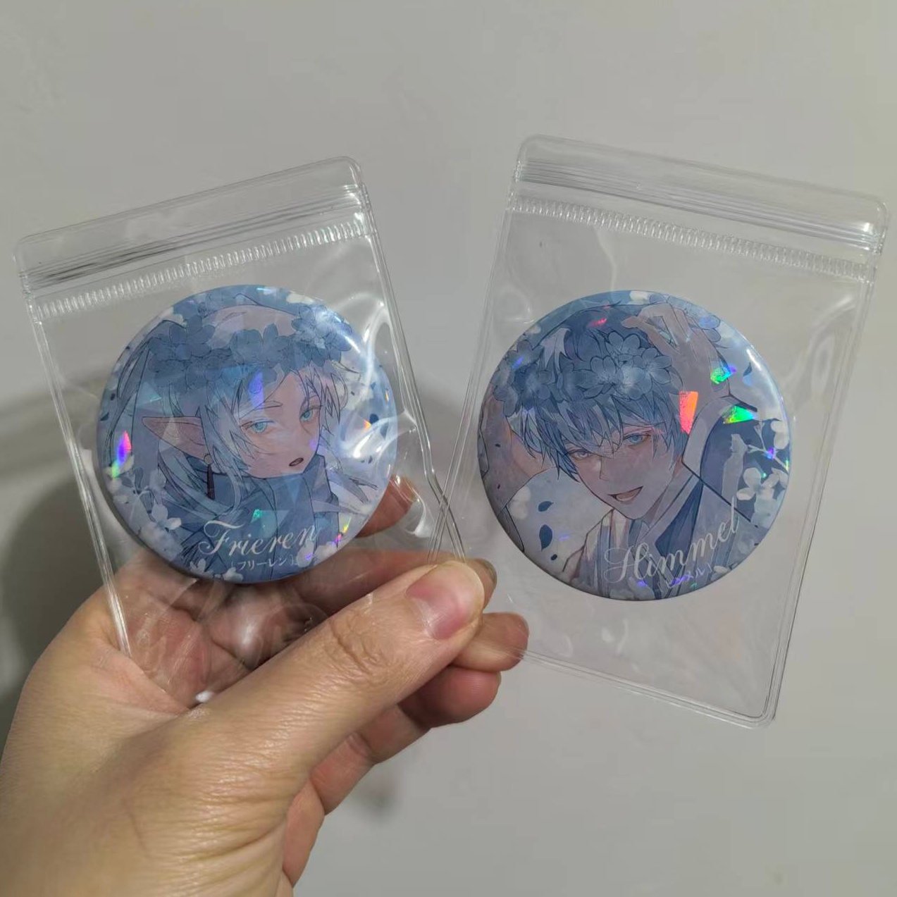 Anime Frieren Himmel Badge Car - Frieren Cosplay Prop reseña y precio