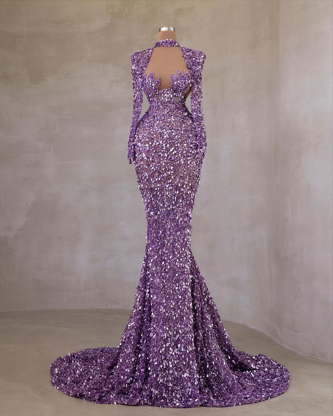 Gorgeous Purple Sequined Merma - Briar Cosplay Prop reseña y precio